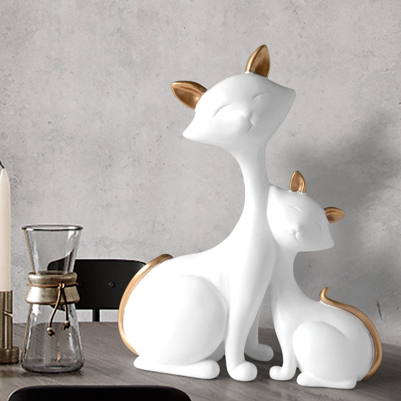 Estátua casal de gatos para ambiente