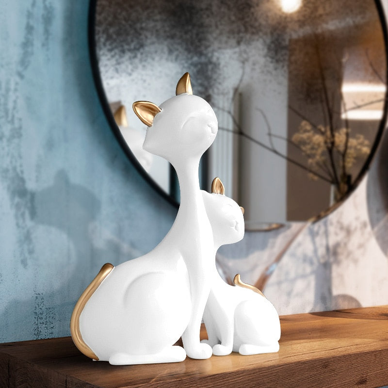 Estátua casal de gatos para ambiente
